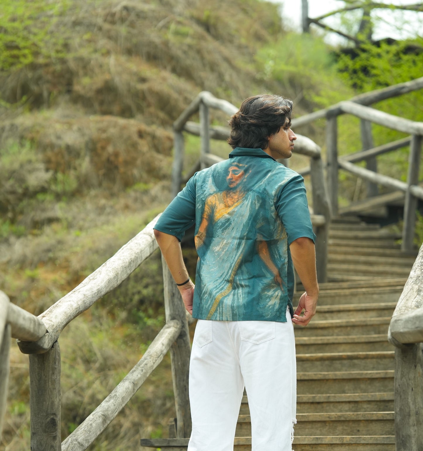 APSARA AURA OVERSIZED SHIRT