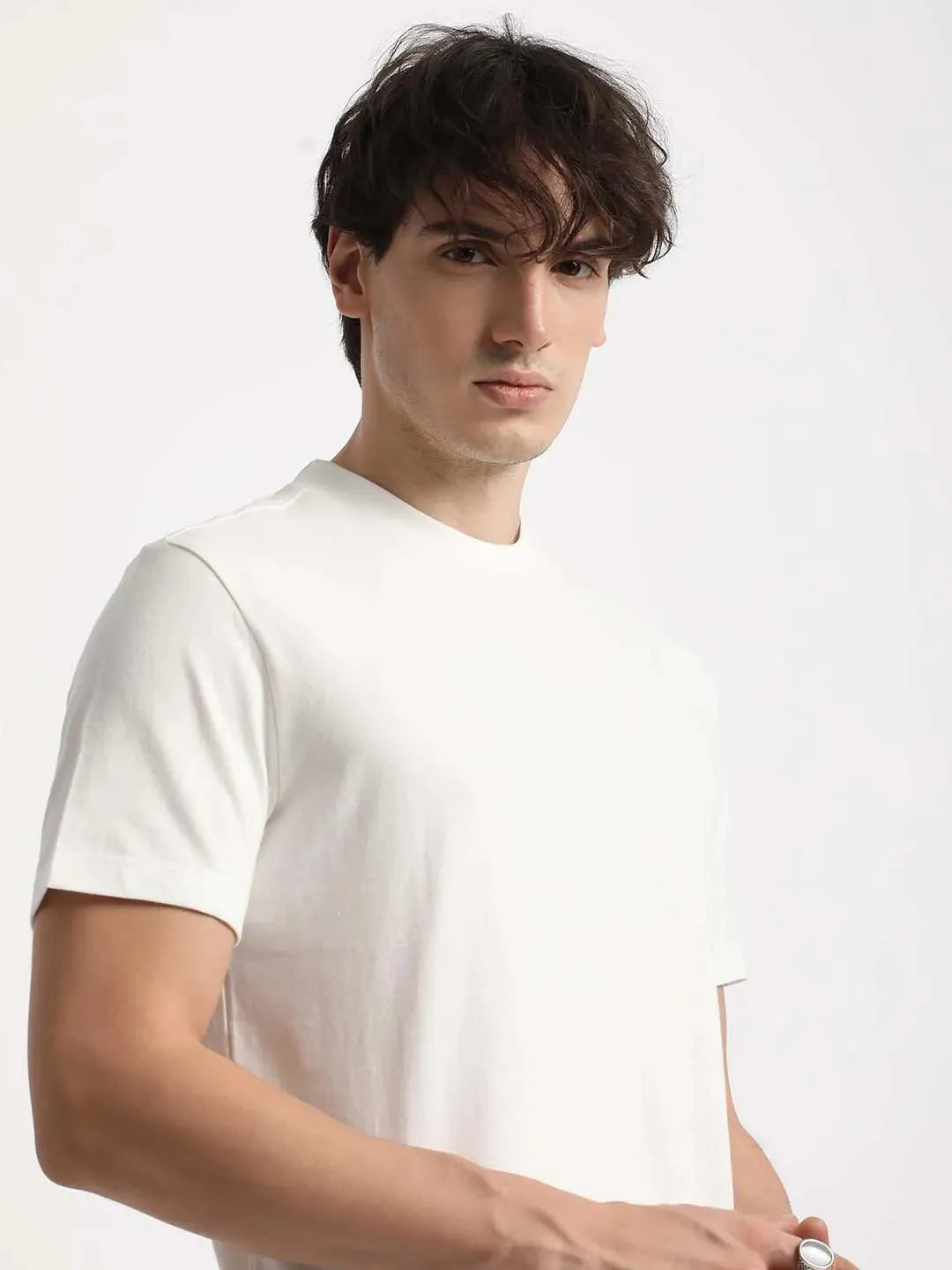 MonoBloom Contrast Shirt – Cream Casual Button-Up with Bold Daisy Stripe